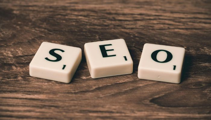 ¿Cómo adaptar tu estrategia SEO local a este nuevo entorno?
